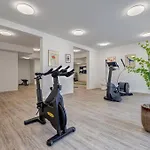 B 1 Pine Hill Familienfreundlich Mit Eigenem Fahrradabteil&eingeschränktem Haffblick Apartment *