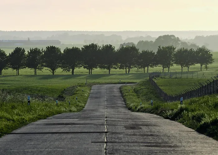 B 1 Pine Hill Familienfreundlich Mit Eigenem Fahrradabteil&eingeschränktem Haffblick Zirchow