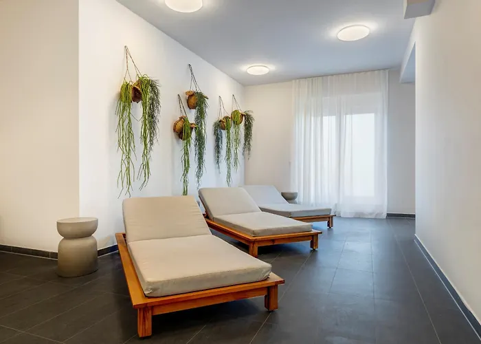 Apartment B 1 Pine Hill Familienfreundlich Mit Eigenem Fahrradabteil&eingeschränktem Haffblick Zirchow